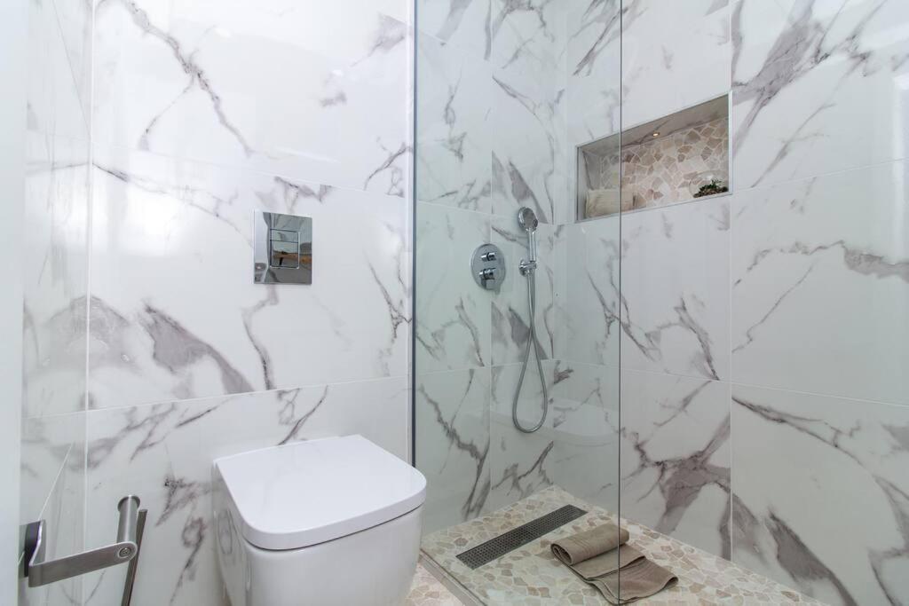 Gyula Old Town Apartment Албуфейра Екстериор снимка